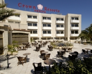 Hotel Crown Resorts Henipa