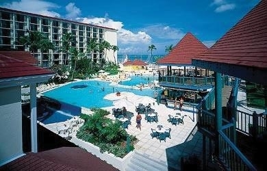 Hotel Breezes Bahamas