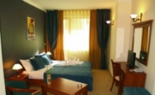 Hotel Emerald 2