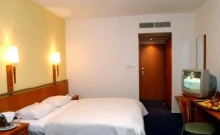 Hotel Veritas p2