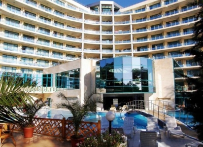 Hotel Marina Grand Beach