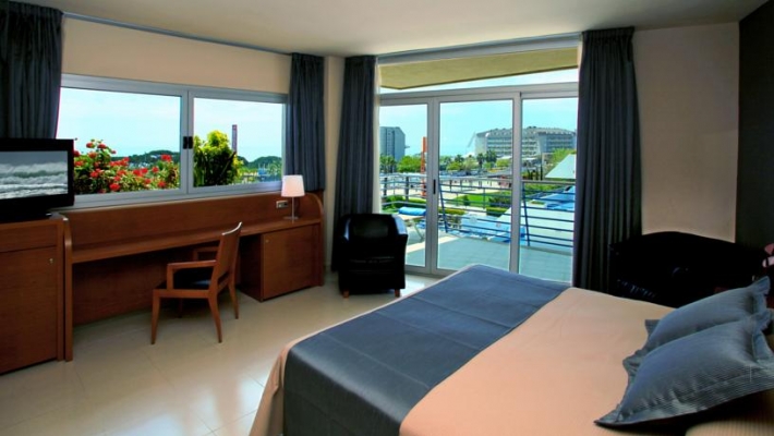 Hotel Aqua Onabrava 2