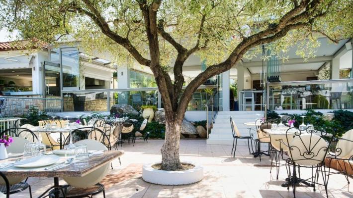 Hotel Chrousso Village 5