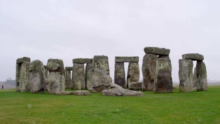 Un complex de monumente ascuns in subteran a fost gasit pe site-ul Stonehenge din Marea Britanie 1