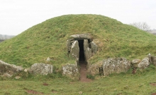Un complex de monumente ascuns in subteran a fost gasit pe site-ul Stonehenge din Marea Britanie 2