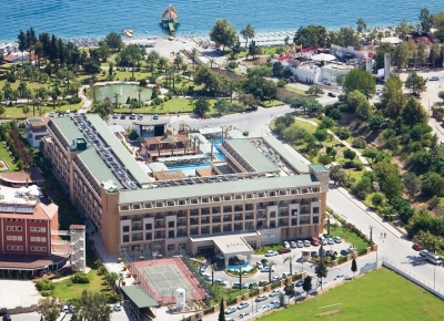 Hotel Crystal Deluxe Resort & Spa