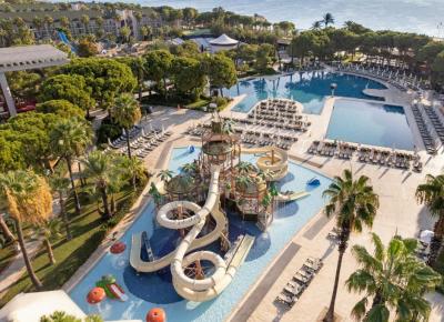 Hotel Dobedan World Palace