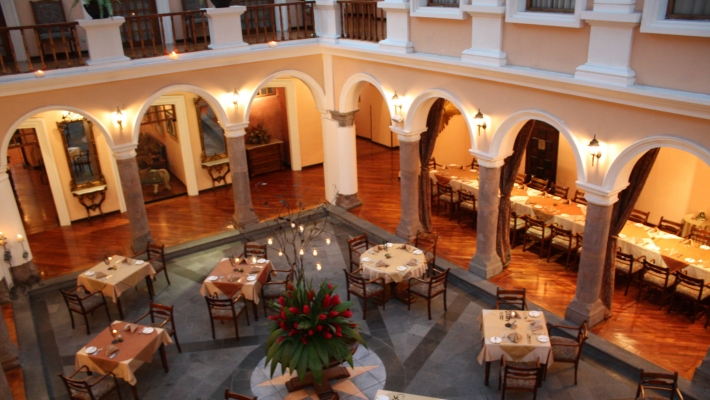 Hotel El Andaluz a 2