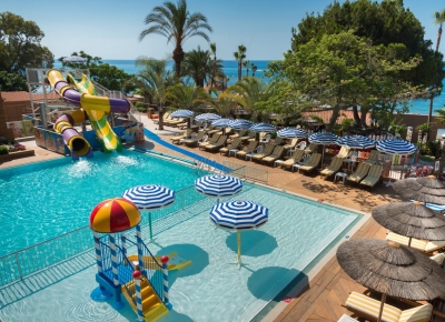 Hotel Amathus Beach