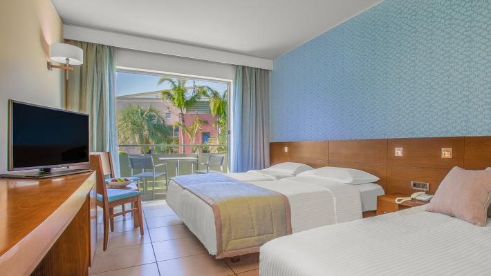 Hotel Blue Lagoon Resort 1
