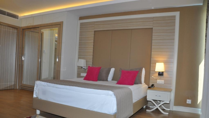 Hotel Delphin De Luxe Resort 2