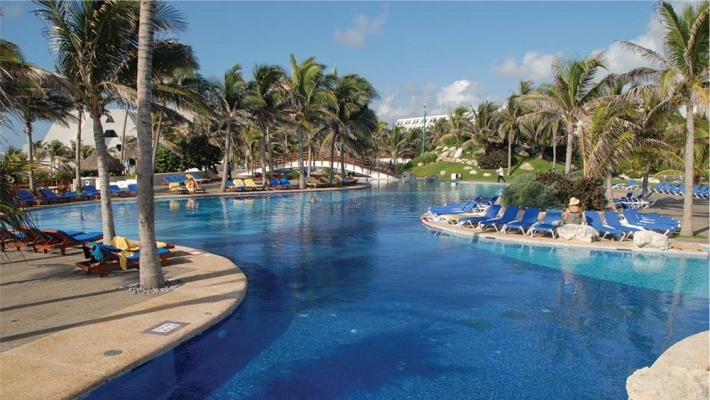 Hotel Oasis Cancun 3