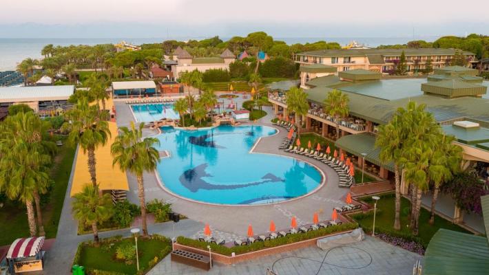 Hotel Maritim Pine Beach Resort 3